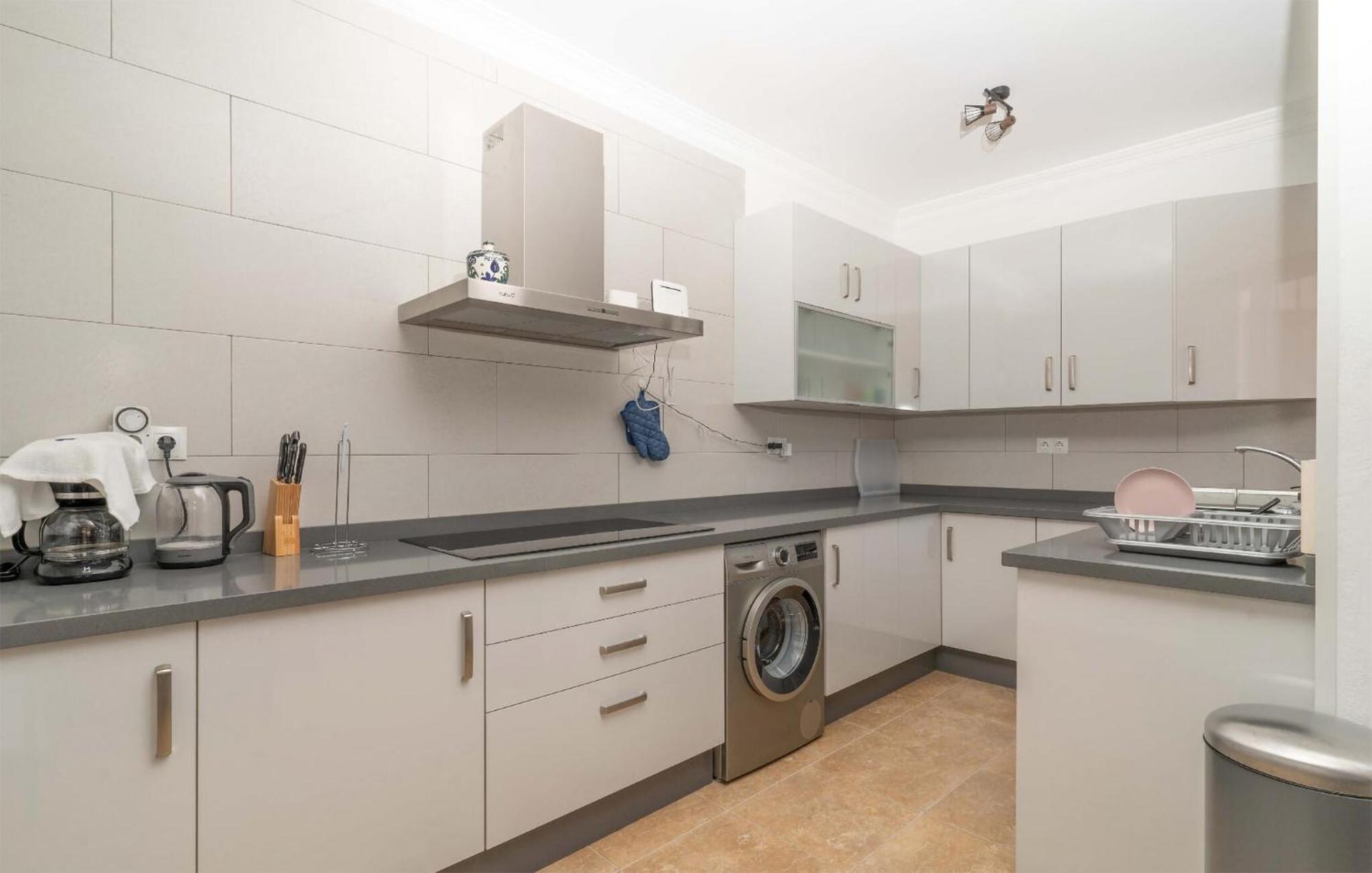 Lovely Home In Benalmadena With Kitchen Bagian luar foto